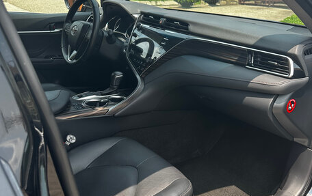 Toyota Camry, 2019 год, 3 590 000 рублей, 15 фотография