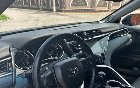 Toyota Camry, 2019 год, 3 590 000 рублей, 12 фотография