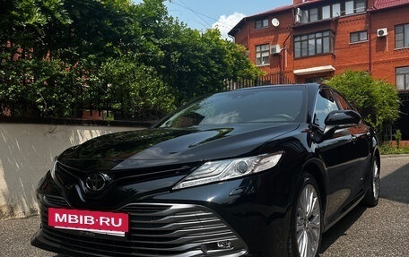 Toyota Camry, 2019 год, 3 590 000 рублей, 7 фотография