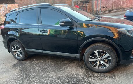 Toyota RAV4, 2017 год, 2 830 000 рублей, 5 фотография