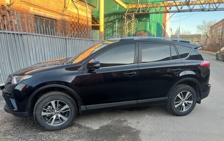 Toyota RAV4, 2017 год, 2 830 000 рублей, 3 фотография