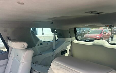 Cadillac Escalade V, 2025 год, 23 000 000 рублей, 10 фотография