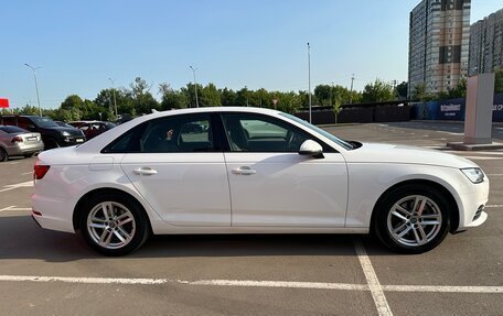 Audi A4, 2018 год, 2 250 000 рублей, 4 фотография