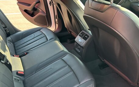 Audi A4, 2018 год, 2 250 000 рублей, 11 фотография