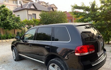Volkswagen Touareg III, 2005 год, 1 300 000 рублей, 4 фотография