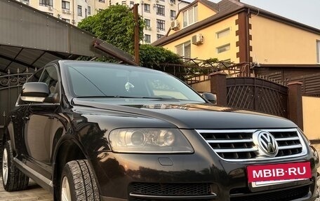 Volkswagen Touareg III, 2005 год, 1 300 000 рублей, 2 фотография