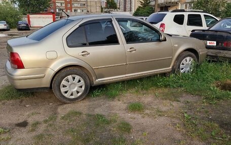Volkswagen Bora, 2004 год, 260 000 рублей, 3 фотография