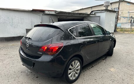 Opel Astra J, 2011 год, 780 000 рублей, 3 фотография