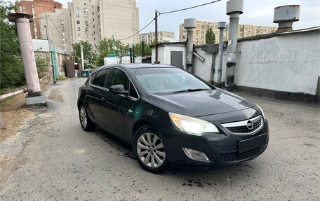 Opel Astra J, 2011 год, 780 000 рублей, 1 фотография