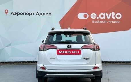 Toyota RAV4, 2018 год, 2 500 000 рублей, 5 фотография