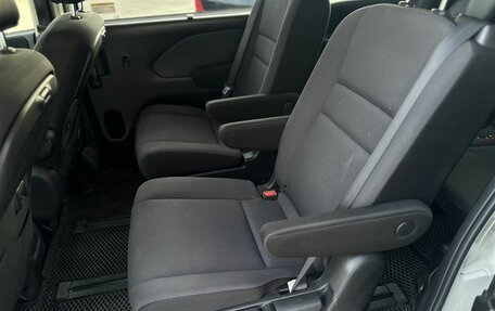 Nissan Serena IV, 2019 год, 2 370 000 рублей, 21 фотография