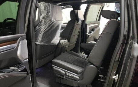 Cadillac Escalade V, 2025 год, 23 000 000 рублей, 14 фотография