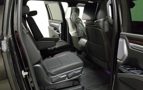 Cadillac Escalade V, 2025 год, 23 000 000 рублей, 15 фотография