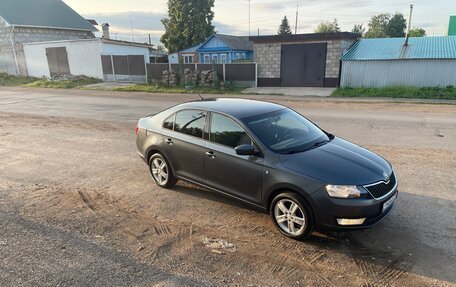 Skoda Rapid I, 2015 год, 700 000 рублей, 4 фотография