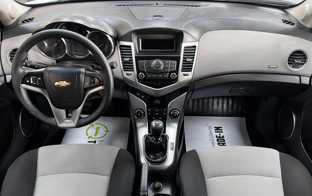 Chevrolet Cruze II, 2011 год, 875 000 рублей, 12 фотография