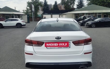KIA Optima IV, 2018 год, 1 800 000 рублей, 8 фотография