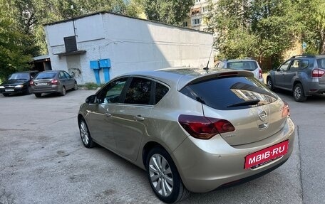 Opel Astra J, 2011 год, 920 000 рублей, 7 фотография