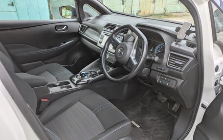 Nissan Leaf II, 2019 год, 1 550 000 рублей, 5 фотография