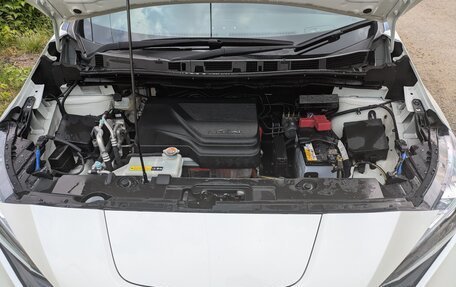 Nissan Leaf II, 2019 год, 1 550 000 рублей, 12 фотография