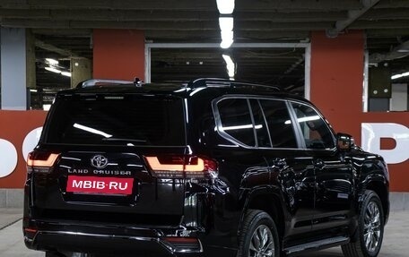 Toyota Land Cruiser, 2024 год, 12 498 000 рублей, 5 фотография