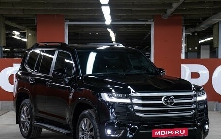 Toyota Land Cruiser, 2024 год, 12 498 000 рублей, 3 фотография