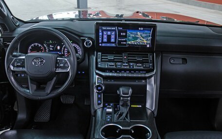 Toyota Land Cruiser, 2024 год, 12 498 000 рублей, 15 фотография