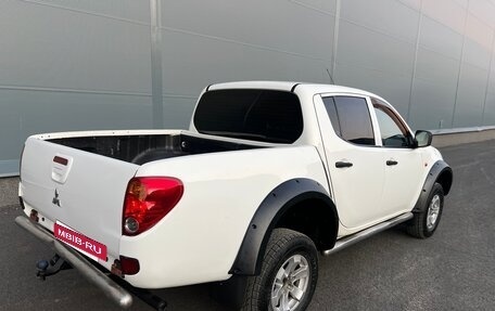 Mitsubishi L200 IV рестайлинг, 2007 год, 800 000 рублей, 3 фотография