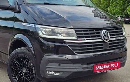 Volkswagen Multivan T6 рестайлинг, 2021 год, 5 500 000 рублей, 4 фотография