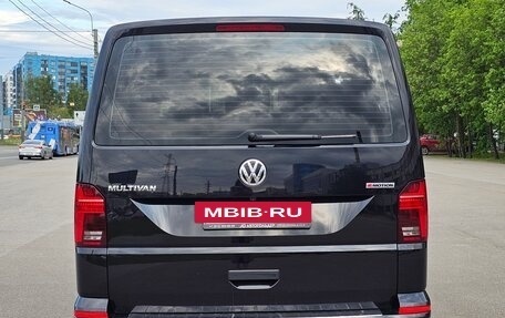 Volkswagen Multivan T6 рестайлинг, 2021 год, 5 500 000 рублей, 9 фотография