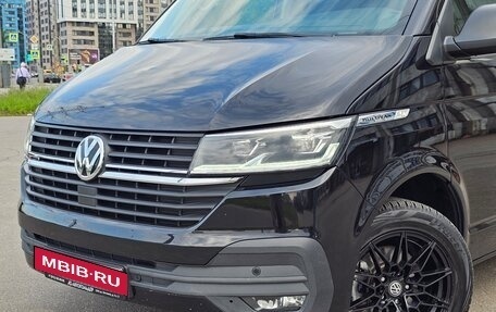 Volkswagen Multivan T6 рестайлинг, 2021 год, 5 500 000 рублей, 14 фотография