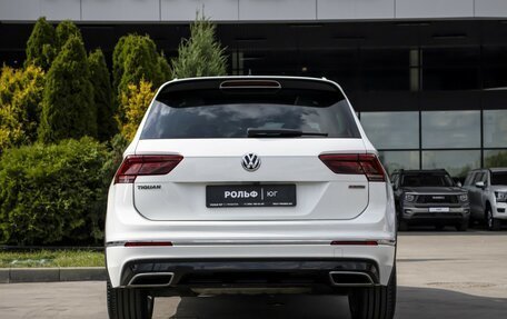 Volkswagen Tiguan II, 2020 год, 2 398 000 рублей, 6 фотография