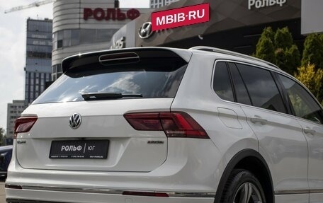 Volkswagen Tiguan II, 2020 год, 2 398 000 рублей, 28 фотография