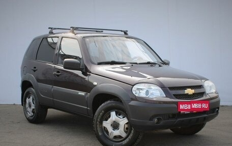 Chevrolet Niva I рестайлинг, 2012 год, 535 000 рублей, 3 фотография