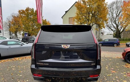 Cadillac Escalade V, 2024 год, 16 615 000 рублей, 7 фотография