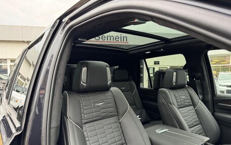 Cadillac Escalade V, 2024 год, 16 615 000 рублей, 14 фотография