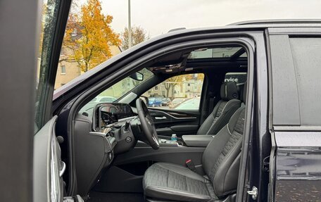 Cadillac Escalade V, 2024 год, 16 615 000 рублей, 11 фотография