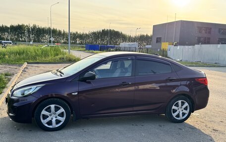 Hyundai Solaris II рестайлинг, 2013 год, 800 000 рублей, 1 фотография