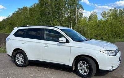 Mitsubishi Outlander III рестайлинг 3, 2013 год, 1 650 000 рублей, 1 фотография