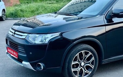 Mitsubishi Outlander III рестайлинг 3, 2014 год, 1 490 000 рублей, 1 фотография
