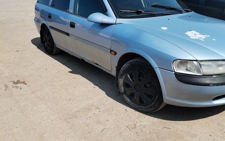 Opel Vectra B рестайлинг, 1998 год, 150 000 рублей, 2 фотография