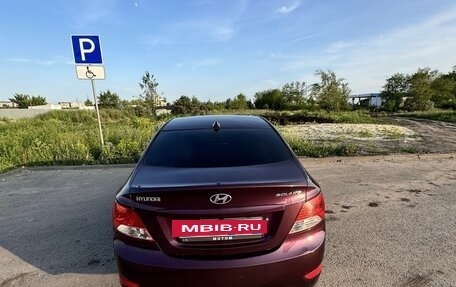 Hyundai Solaris II рестайлинг, 2013 год, 800 000 рублей, 8 фотография