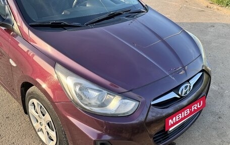 Hyundai Solaris II рестайлинг, 2013 год, 800 000 рублей, 12 фотография