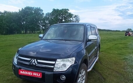 Mitsubishi Pajero IV, 2010 год, 1 650 000 рублей, 6 фотография