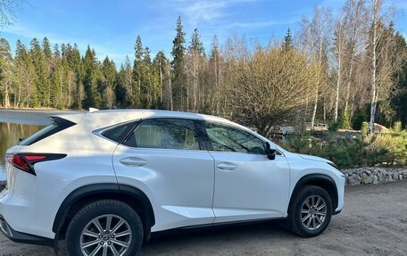 Lexus NX I, 2021 год, 3 550 000 рублей, 2 фотография