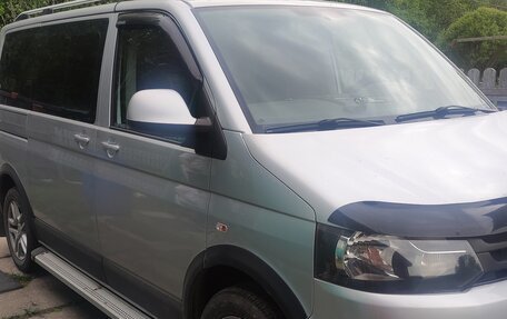 Volkswagen Caravelle T5, 2010 год, 1 600 000 рублей, 3 фотография