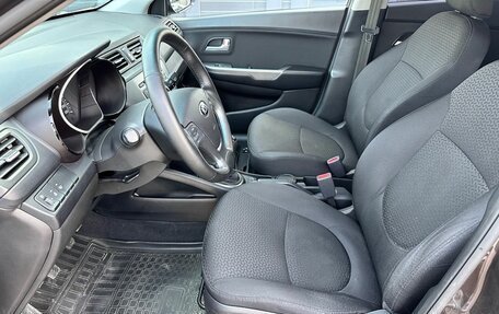KIA Rio III рестайлинг, 2016 год, 900 000 рублей, 10 фотография