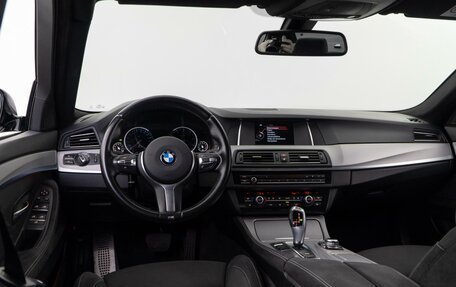 BMW 5 серия, 2016 год, 2 740 000 рублей, 10 фотография