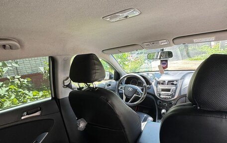 Hyundai Solaris II рестайлинг, 2014 год, 1 050 000 рублей, 7 фотография