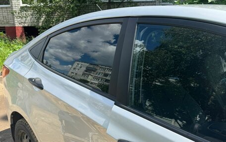 Hyundai Solaris II рестайлинг, 2014 год, 1 050 000 рублей, 12 фотография
