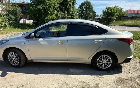 Hyundai Solaris II рестайлинг, 2020 год, 970 000 рублей, 7 фотография